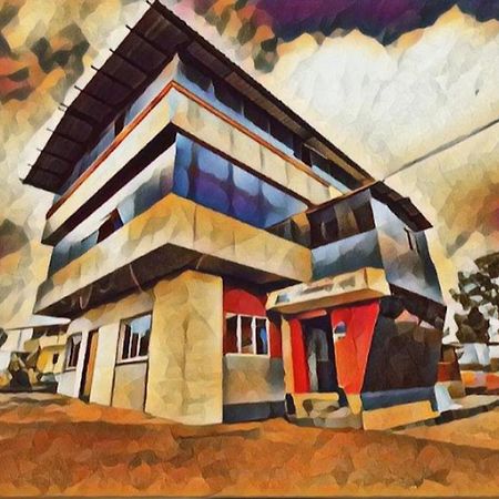 Strawberry Vacations Villa พันช์กานี ภายนอก รูปภาพ